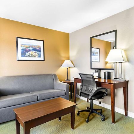 Best Western California City Inn & Suites Ngoại thất bức ảnh