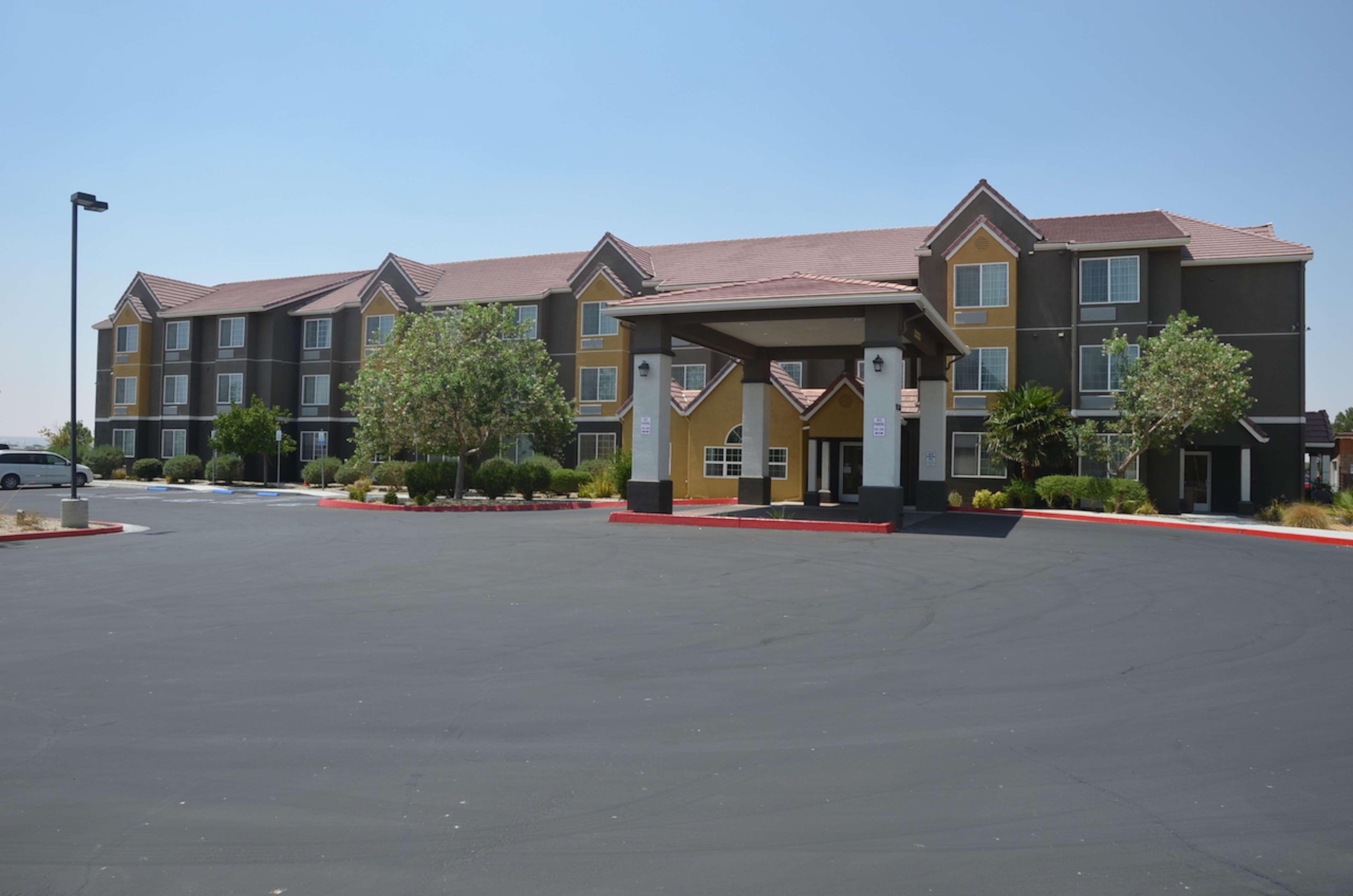 Best Western California City Inn & Suites Ngoại thất bức ảnh
