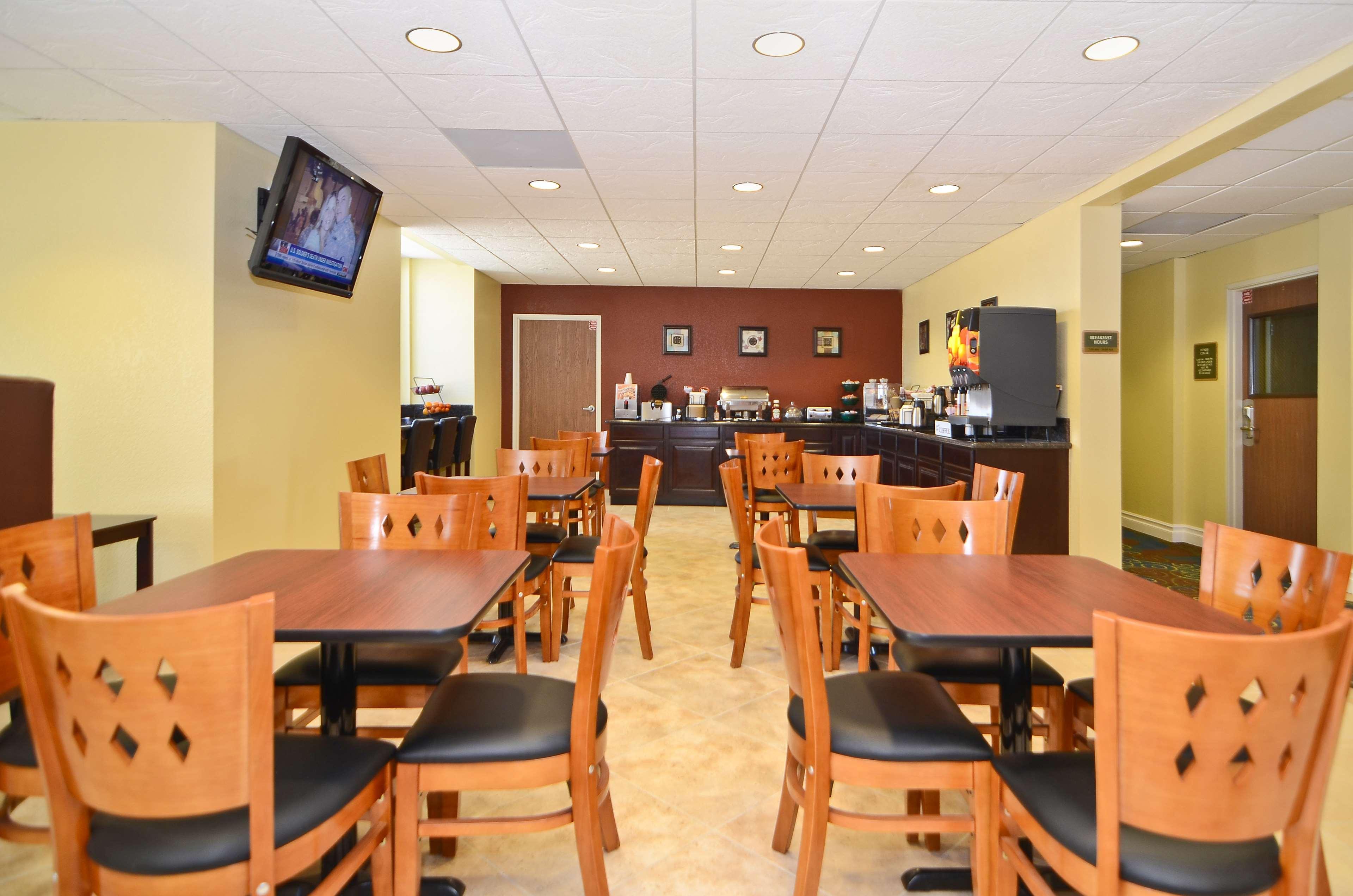 Best Western California City Inn & Suites Ngoại thất bức ảnh