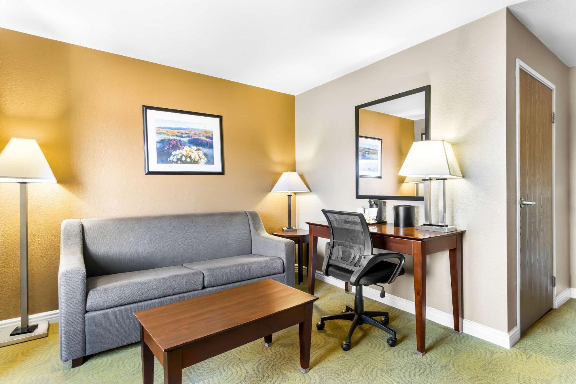 Best Western California City Inn & Suites Ngoại thất bức ảnh