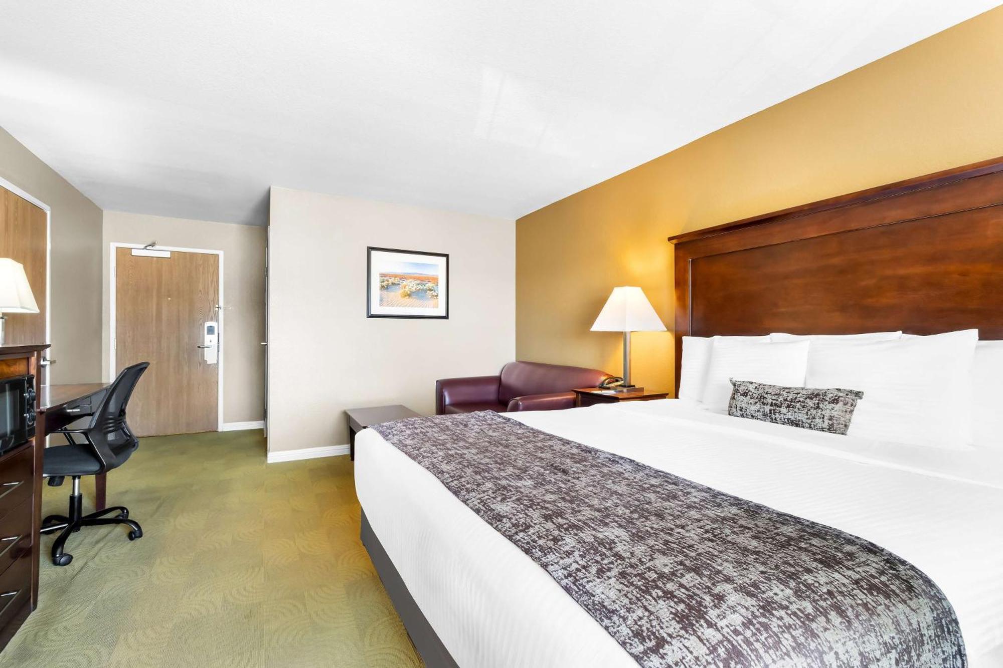 Best Western California City Inn & Suites Ngoại thất bức ảnh