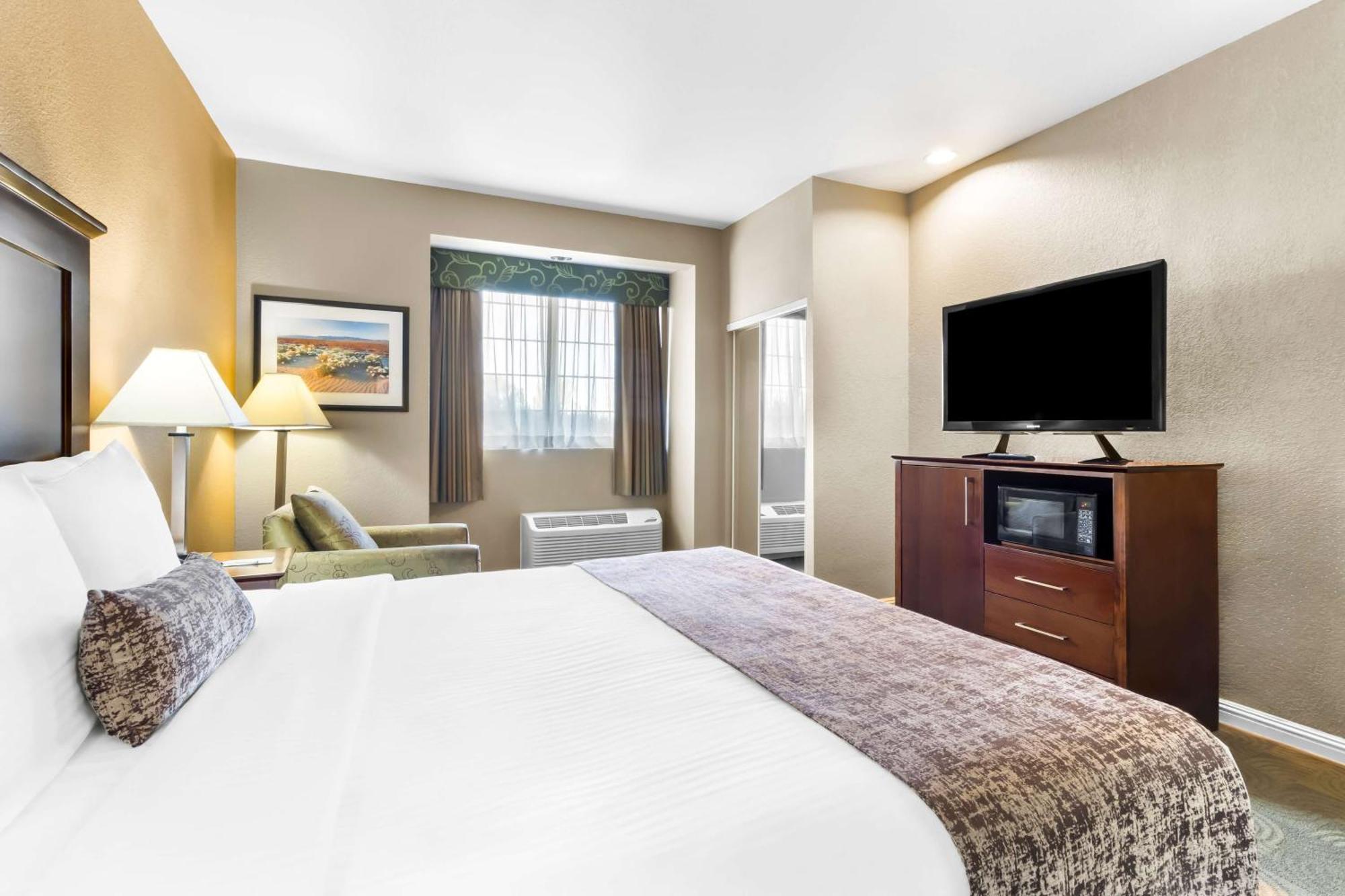 Best Western California City Inn & Suites Ngoại thất bức ảnh
