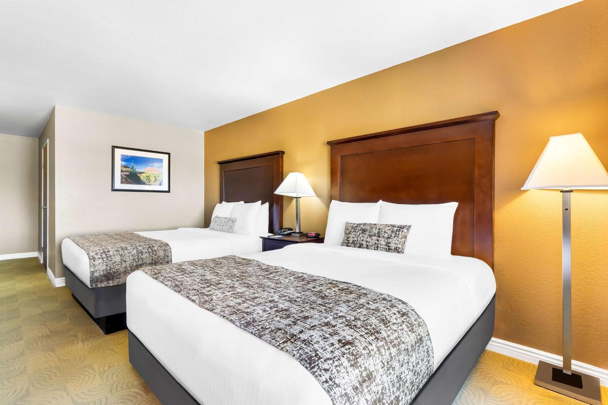 Best Western California City Inn & Suites Ngoại thất bức ảnh