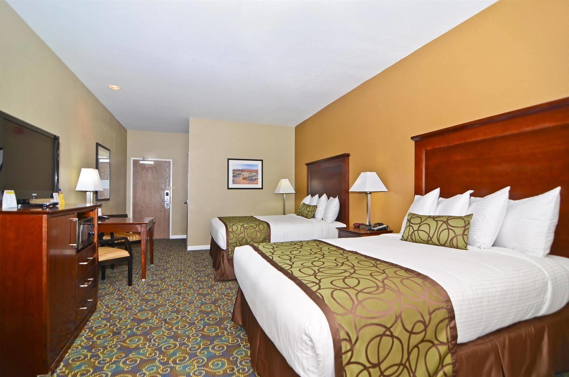 Best Western California City Inn & Suites Phòng bức ảnh